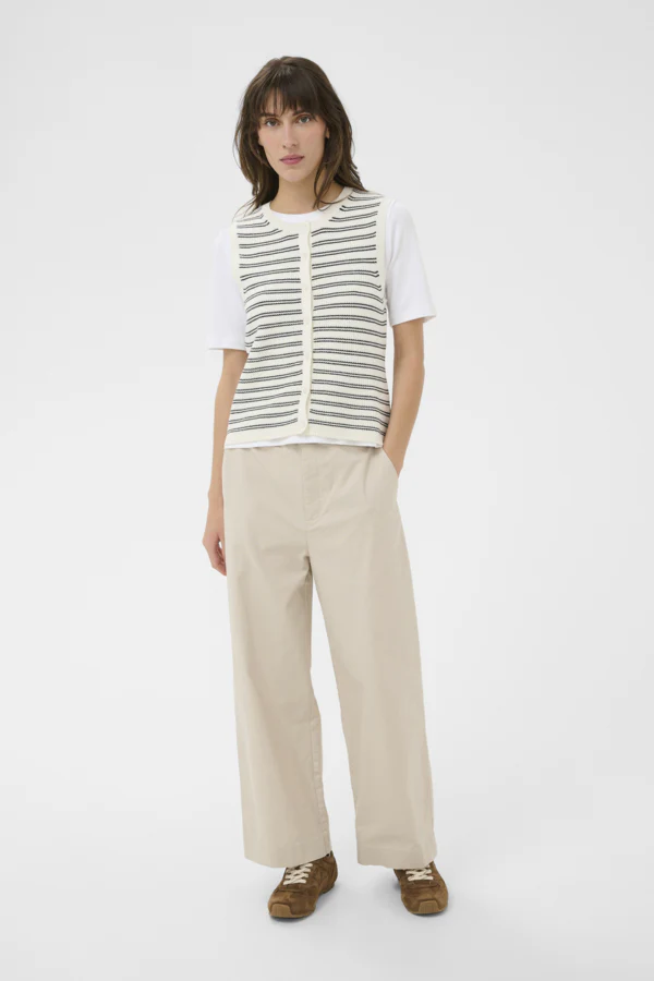 Gemma Knit Vest - Image 3