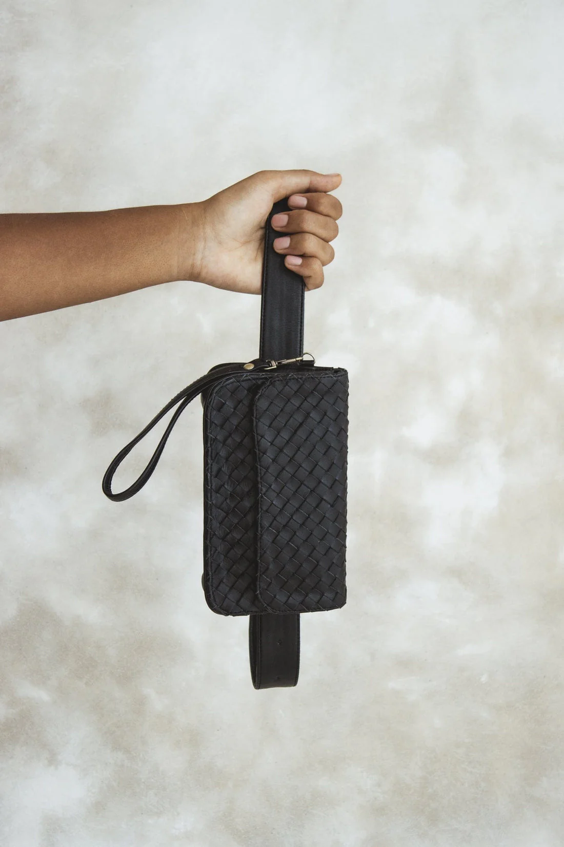 Ziggy Woven Belt Bag - Image 6